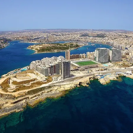 Apartment Stunning Seafront Lux Wt Pool, Upmarket Area *