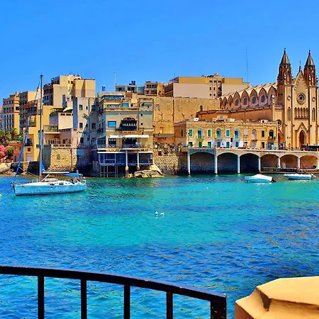 Διαμέρισμα Stunning Seafront Lux Wt Pool, Upmarket Area Σλιέμα