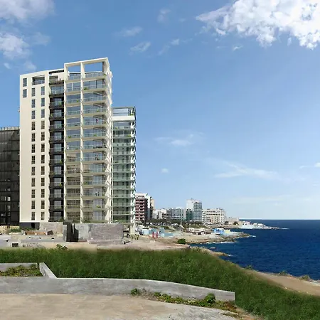 Stunning Seafront Lux Wt Pool, Upmarket Area *