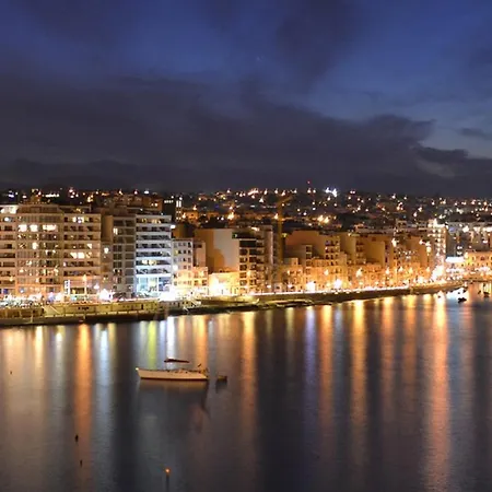 Stunning Seafront Lux Wt Pool, Upmarket Area Sliema